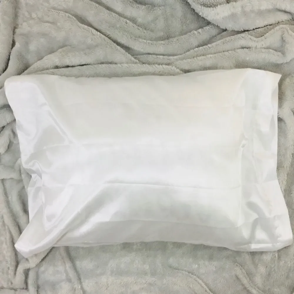 NWT 2  Pc Satin Graphic Sweet dreams Pillow shams cover Pillowcases